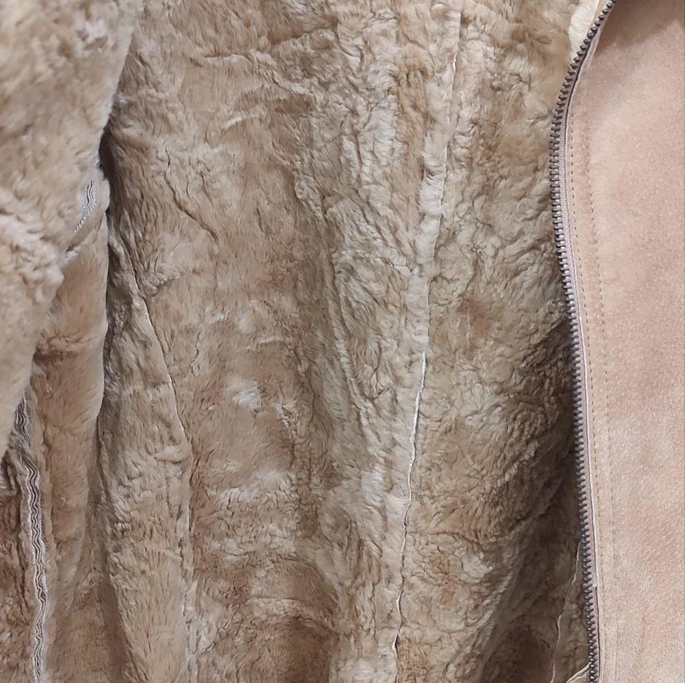 Jacket - Picture 3 of 7